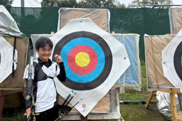 東北大学アーチェリー部森本大介選手